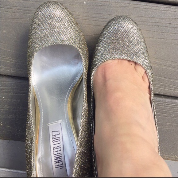 Jennifer Lopez shoes! Gold/silver Size 7 - Picture 5 of 6